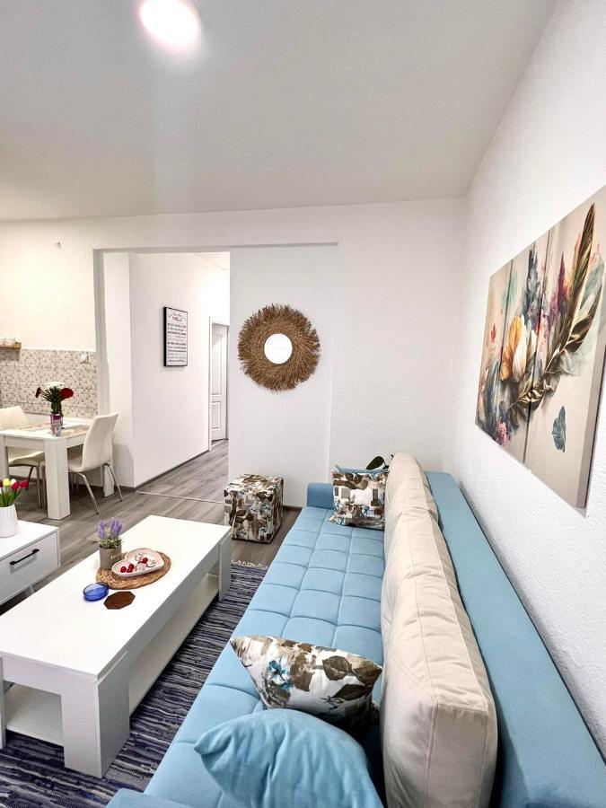 פוצ'ה M Apartman מראה חיצוני תמונה