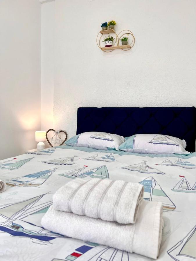 פוצ'ה M Apartman מראה חיצוני תמונה