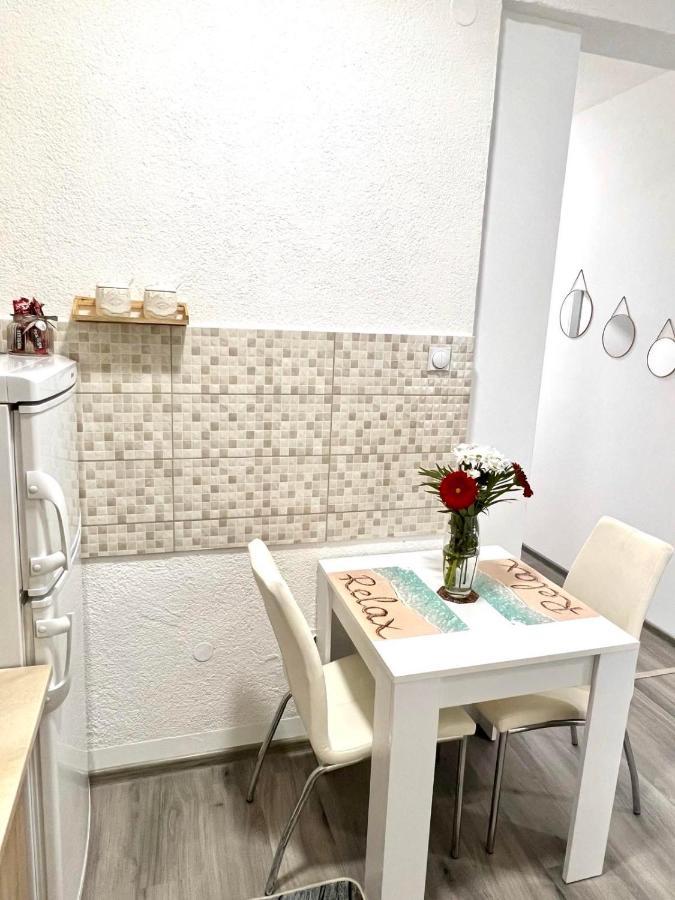פוצ'ה M Apartman מראה חיצוני תמונה
